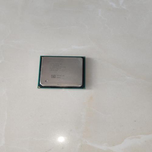 intel 处理器 2.24g