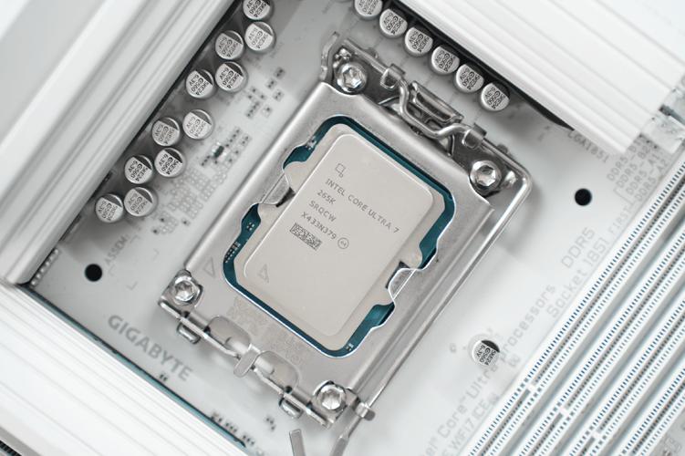 intel最新的服务器处理器