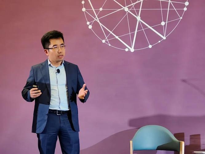 首席 互联网 营销官